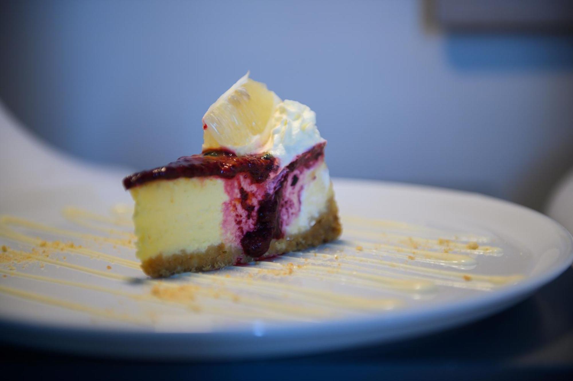 דורבן The Capital Pearls Hotel מראה חיצוני תמונה A cheesecake